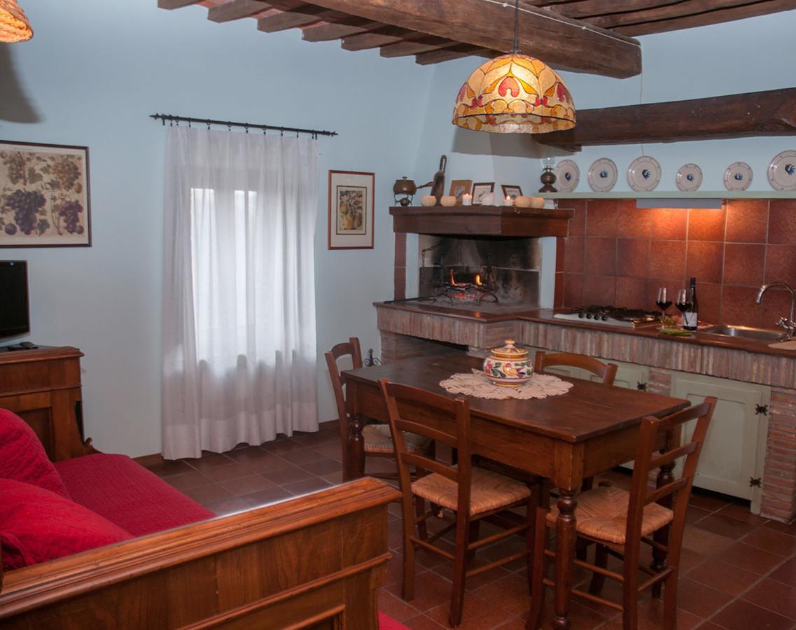 Il Poggiolo Di Parrano Pensionat Exteriör bild