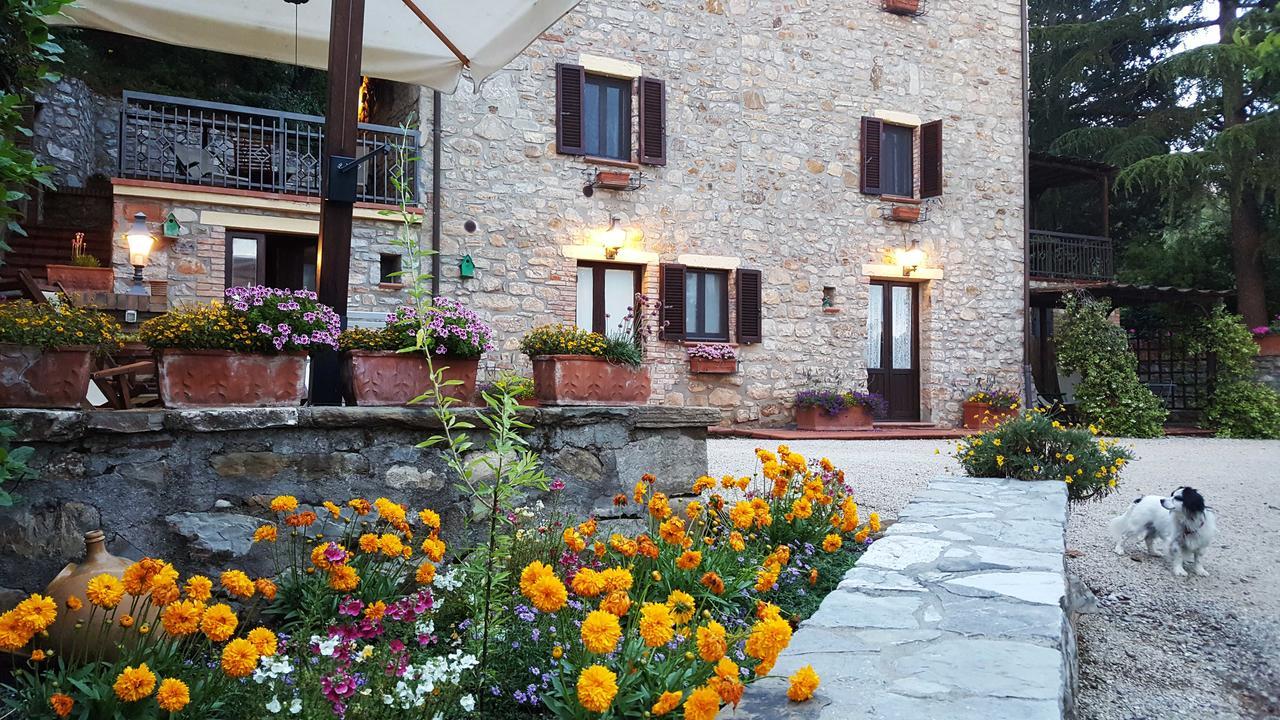 Il Poggiolo Di Parrano Pensionat Exteriör bild